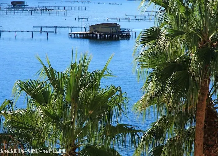 Oasis De Boheme, Plage A Pied